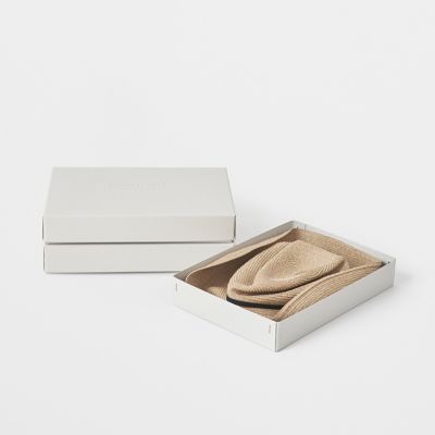 ＢＯＸＥＤ　ＨＡＴ　１１ｃｍブリム　グログランリボン